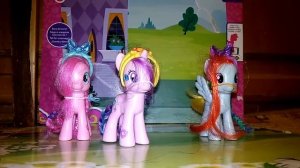 Три. Дочири Аманда Линда и Роуз Три сестры родных