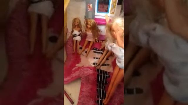 Barbie weirdos 3