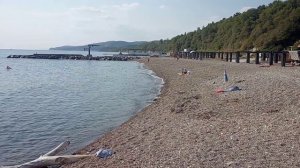 Пляж золотые пески, между Лермонтово и Пляхо.