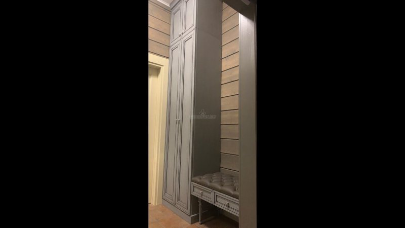 Прихожая в классическом стиле