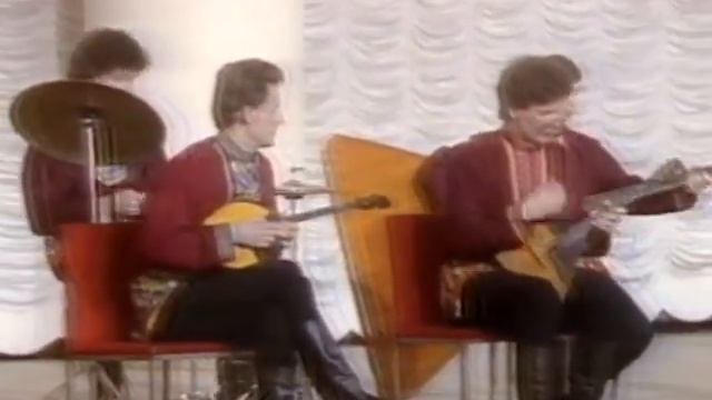 И.С. Бах - "Шутка". Сопилка. Солист Олег Переверзев. КЗДС.инстр.группа ГВХА "Русь"  им. М.Фирсова.