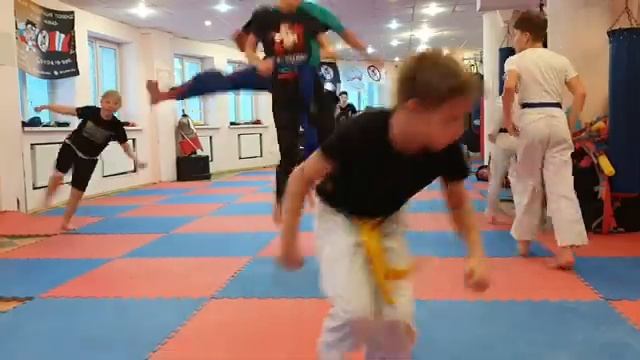 Тхэквондо для школьников утром!  Открыт набор на тхэквондо для детей, которые учатся во вторую смен