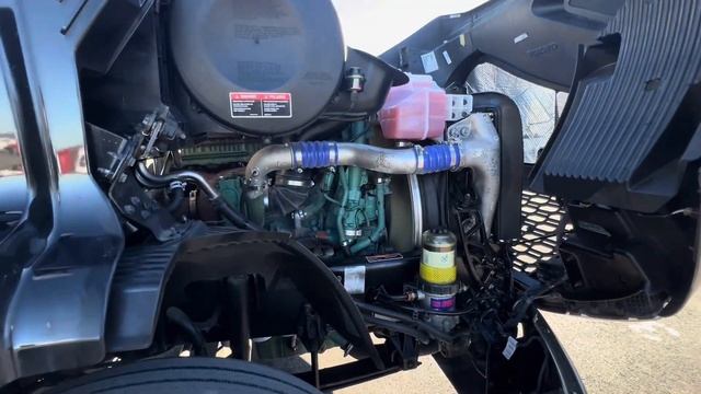 2020 Volvo VNR64T640 352K With Remaining Factory Warranty!!! смотреть онлайн