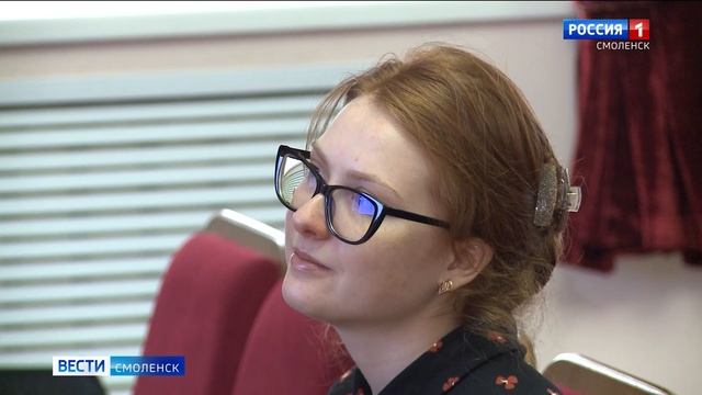 Более 200 юных смолян участвуют во всероссийском конкурсе чтецов «Живая классика»