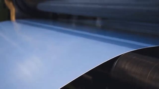 Нанесение защитной синей пленки на металл с полимерным покрытием. Услуги сервисного металлоцентра. смотреть онлайн