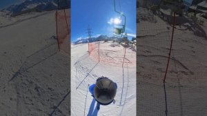 Спуск с вершины на лыжах Эльбрус 2024 15 января. Съемка на камеру insta 360 x3