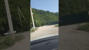 Дорога рядом с Авиатором. 20 км от Адлера. Russia. Sochi. Rusia.