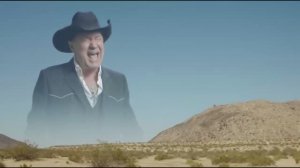 Мужик орёт с мемов в голосину