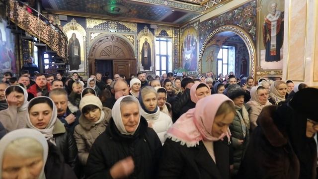 Крещение Господне. Праздничная Литургия в Киево-Печерской Лавре. смотреть онлайн