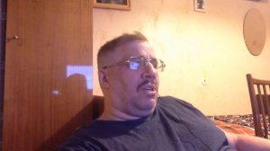 Жена ругается с мужем