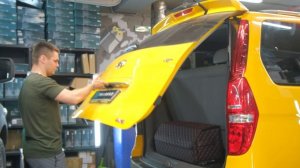 Замена газлифтов на Hyundai Starex