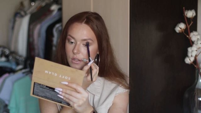 Макияж на нависшем веке смотреть онлайн