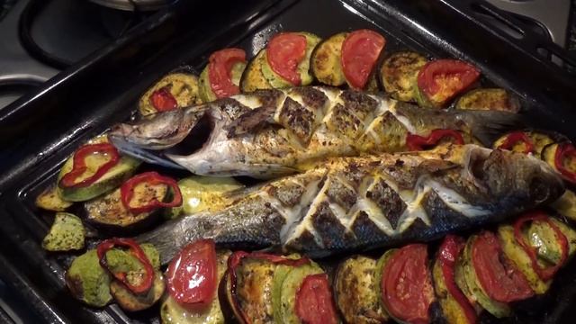 СЕКРЕТ ПРИГОТОВЛЕНИЯ ВКУСНОЙ РЫБЫ С ОВОЩАМИ ЗАПЕЧЕННОЙ В ДУХОВКЕ, ОБАЛДЕННЫЙ ЛАВРАК | Irina Belaja