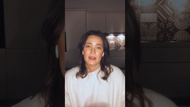 Танец Наслаждения Женственностью. Что это за практика? смотреть онлайн