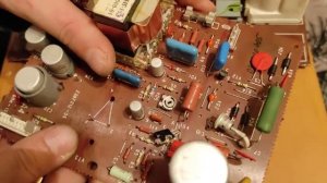 разбор телевизора кварц чер-бел модель 40тб-306 , есть золото и КМ