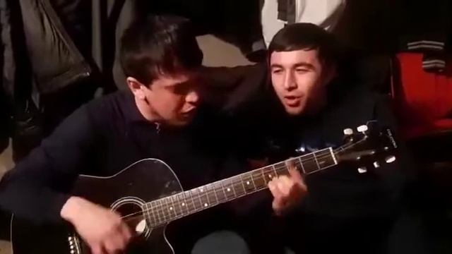 Исполнение (кавер) на гитаре песни Халимбека Салихова - Дождик смотреть онлайн