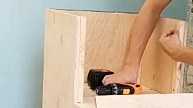 DIY. Лестница для двухъярусной кровати или лестница комод, своими руками смотреть онлайн