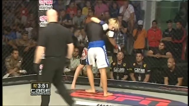 Cage Warriors 71: Pannie Kianzad vs. Megan van Houtum смотреть онлайн