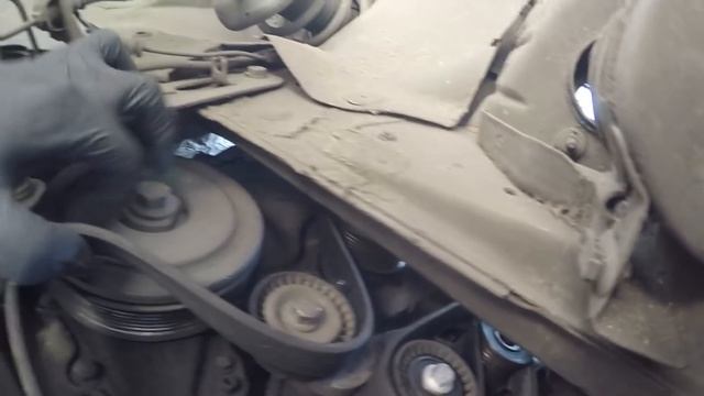 Comment remplacer n'importe quelle Courroie d'accessoire, même sans connaitre le schéma смотреть онлайн