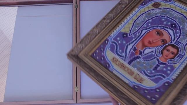 Как оформить икону в двойной багет / киот. Икона вышитая бисером. Багетная мастерская Золотой Лев. смотреть онлайн