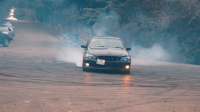 Toyota Altezza RS Donuts ? смотреть онлайн