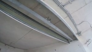 Монтаж короба с нишей под карниз.  Подготовка стен под шпаклевку