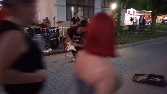 Драйв на центральной набережной Горького. Евпатория. Крым. смотреть онлайн