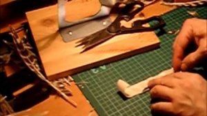 Делаем перья для стрел из целого натурального пера.