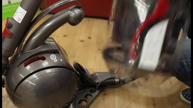 Aspirapolvere Dyson DC33 Origin смотреть онлайн