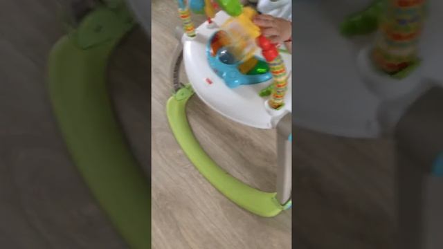 fisher price развивающий центр-Прыгунки смотреть онлайн
