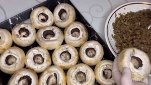 #ООООчень вкусные запечённые шампиньоны с фаршем #
