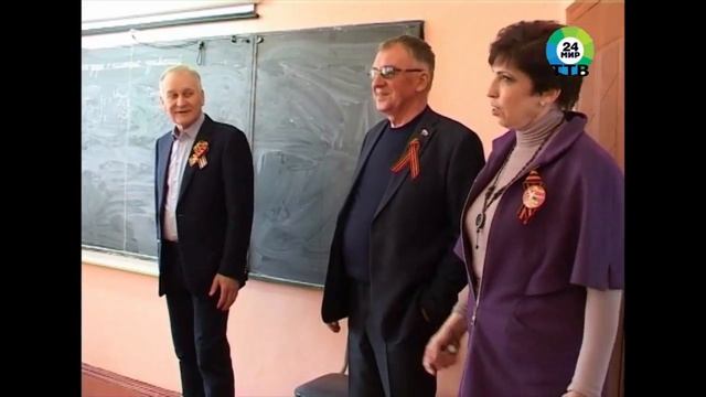 Школу № 251 посетил Депутат ЗАКС Приморского края Геннадий Лазарев смотреть онлайн