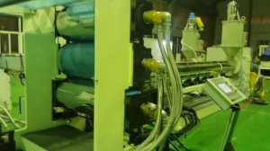 Линия для производства трехслойного листа из полиэтилена