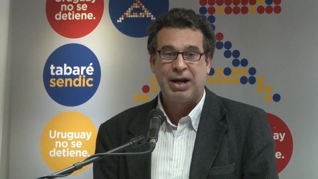 Fernando Filgueira habla en serio sobre educación смотреть онлайн