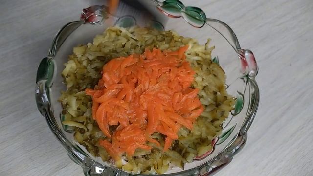 Этот салат семья готова ести каждый день. Сочный САЛАТ РЫБНЫЙ, салат с солеными огурцами и яйцами