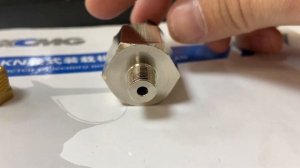 Датчик регуляторуемый давления воздуха QPM11-NC 0.1-1.0 MPa