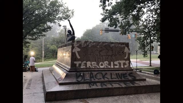 A Rush to Riot -The Left's Hunger For Mob Rule смотреть онлайн