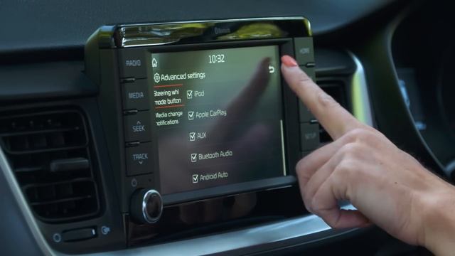 2020 Kia Stonic review – mainstream rivaling small SUV? | What Car? смотреть онлайн