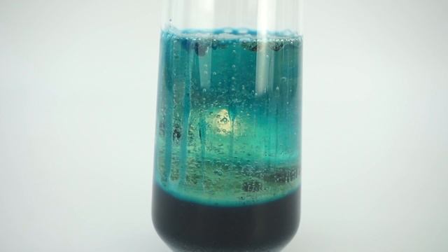 Эксперименты с маслом и краской. Видео для детей смотреть онлайн