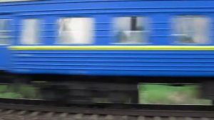 ДС3-010 с пассажирским поездом Киев - Львов
