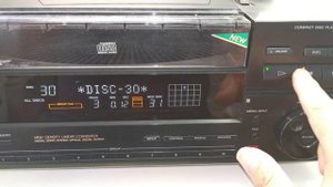 SONY CDP-CX151 100 Disc CD Changer Player (Made in Japan)