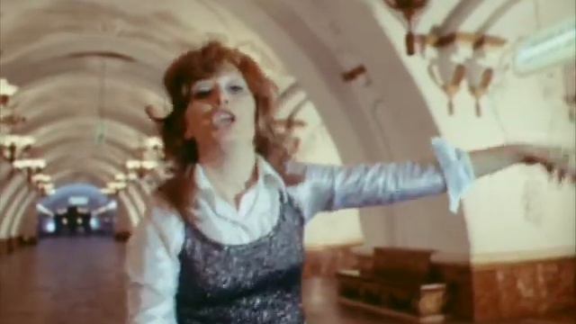 Алла Пугачева - Арлекино смотреть онлайн