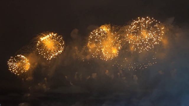 Салют 23 февраля. Москва. Воробьёвы горы.
