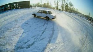 Залетел на дрифт во время тренировки управления дроном