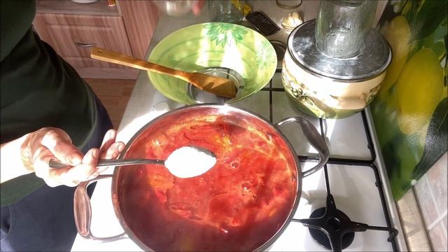 Превосходное лечо на зиму. Так просто готовить, а вкус потрясающий.
