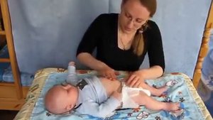 Как делать массаж при коликах у малыша