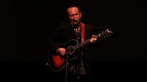 Colin Hay performs "Down Under" (Men At Work) at the Santa Cruz Guitar 40th Anniversary Concert