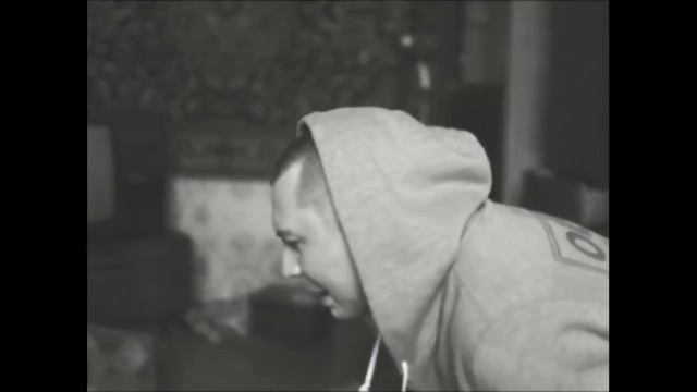 Карандаш   Двор