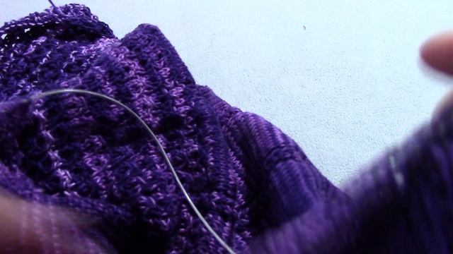 Обновление "почти" Новой Туники. Как прибавляю петли на рукав и вяжу плавную горловину(без ступенек смотреть онлайн