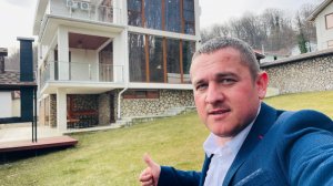 Дом Хай-Тек в Сочи с ремонтом. С бассейном. Хоста. Каштаны. Обзор. С большим участком.